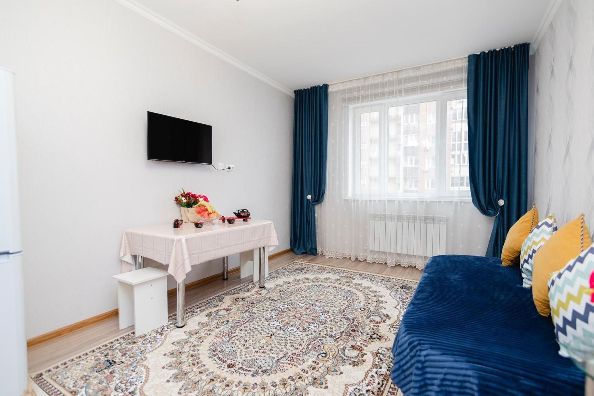 Apartment Zodiak Almaty Exterior photo